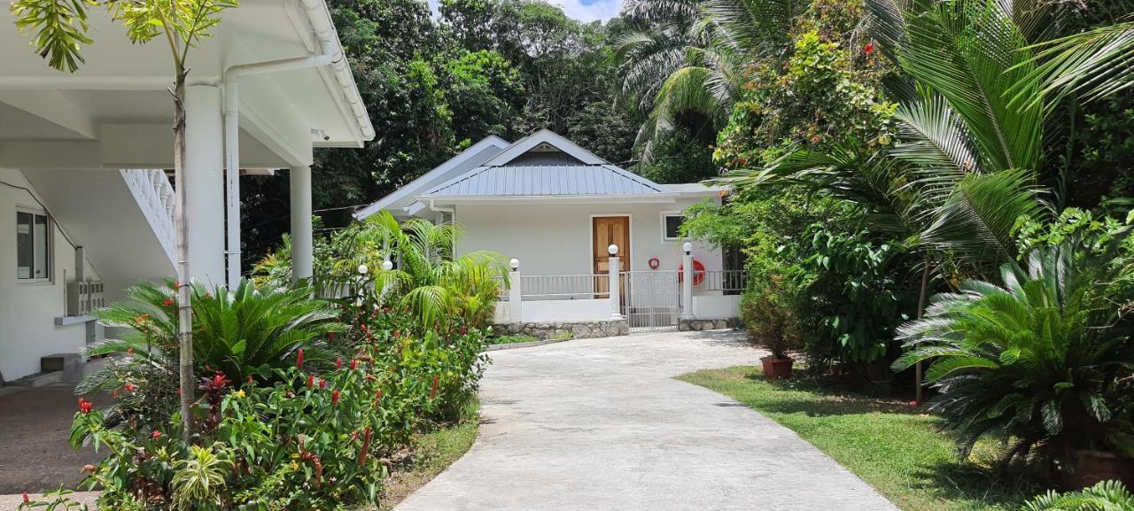 Le Chant De Merle Self -Catering Studios And Apartments Mahe Island Bagian luar foto