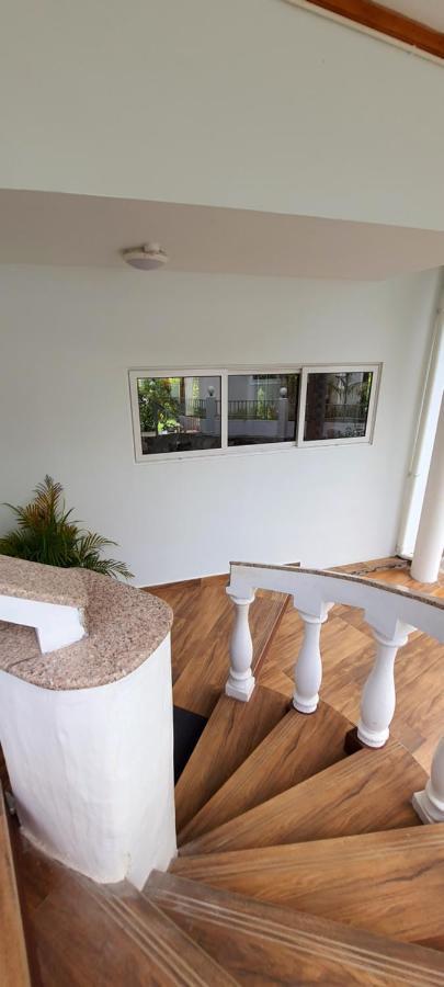 Le Chant De Merle Self -Catering Studios And Apartments Mahe Island Bagian luar foto